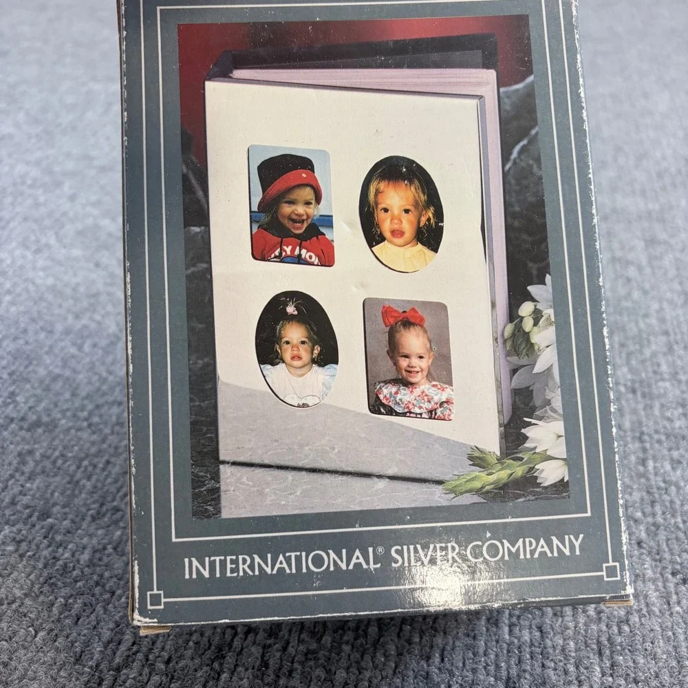 International Silver Silvertone Collage Photo Album Frame 100 4x6 Photos